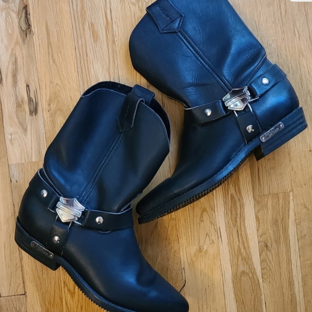 Vintage 90s Y2k Harley Davidson Women's Black
Leather Biker Riding Boots Size 8